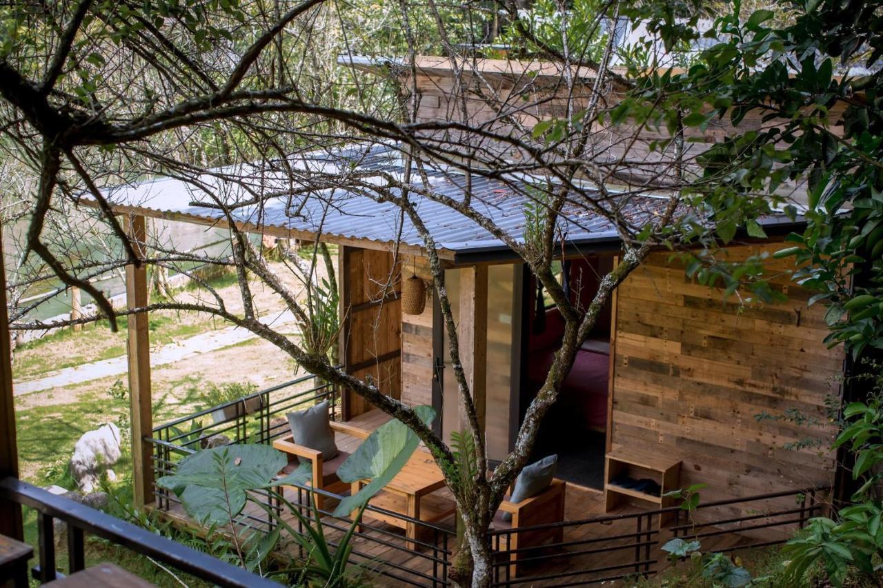 Hotel House By Lake à Moc Chau Extérieur photo